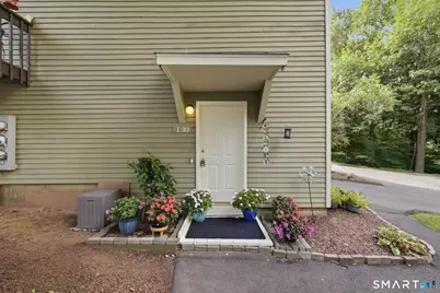 40 Foxon Hill Road #I30, New Haven, CT 06513 - Photo 1