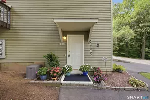 40 Foxon Hill Rd, New Haven, CT 06513 - Photo 1