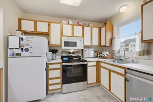 133 Oak Ridge Dr, Windsor Locks, CT 06096 - Photo 7