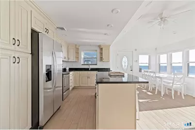 8 Belaire Manor, Old Saybrook, CT 06475 - Photo 13