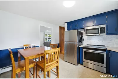 27 Rival Court, East Hartford, CT 06118 - Photo 7