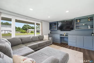 27 Rival Court, East Hartford, CT 06118 - Photo 5