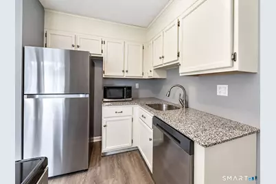32 Willieb Street #B1, Glastonbury, CT 06033 - Photo 5