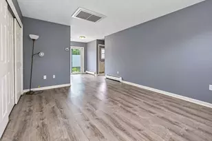 32 Willieb St, Glastonbury, CT 06033 - Photo 3