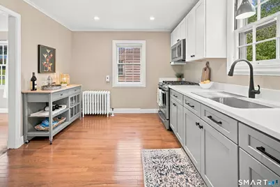 110 Clifton Avenue, West Hartford, CT 06107 - Photo 17