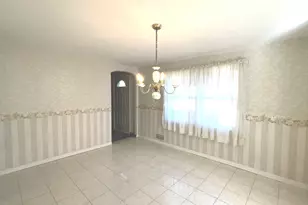 44 Knob Hill Dr, Hamden, CT 06518 - Photo 7