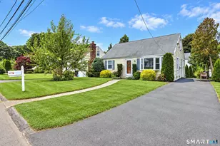 25 Fairfield St, Milford, CT 06460 - Photo 17