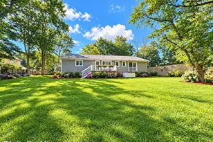 30 Honey Hill Rd, Norwalk, CT 06851 - Photo 3