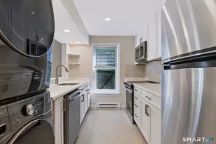 241 Boston Post Rd, East Lyme, CT 06333 - Photo 11