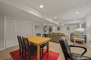43 Harwich Ln, West Hartford, CT 06117 - Photo 31