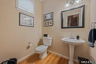 43 Harwich Ln, West Hartford, CT 06117 - Photo 17