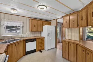 60 Colchester Cmns, Colchester, CT 06415 - Photo 15
