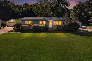 60 Colchester Cmns, Colchester, CT 06415 - Photo 3