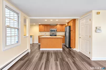 6 Hillside Court, Middletown, CT 06457 - Photo 11