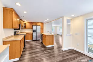 6 Hillside Ct, Middletown, CT 06457 - Photo 13