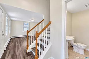 6 Hillside Ct, Middletown, CT 06457 - Photo 3