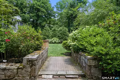 21 Hampton Lane, New Canaan, CT 06840 - Photo 35
