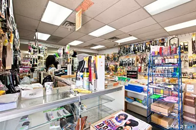 1231 Main Street, East Hartford, CT 06108 - Photo 17