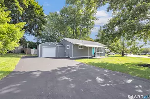 51 Easy Rudder Ln, West Haven, CT 06516 - Photo 1