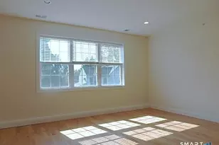 390 Boston Neck Rd, Suffield, CT 06078 - Photo 11