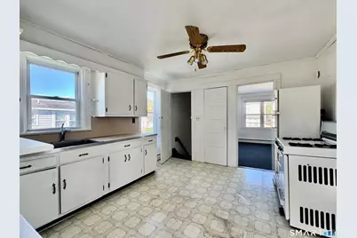 59 Horton Street, Stamford, CT 06902 - Photo 13