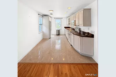 104 Rowayton Avenue #Rear Bldg 2, Norwalk, CT 06835 - Photo 3