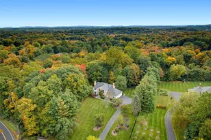 1 Mountaincrest Dr, Cheshire, CT 06410 - Photo 3
