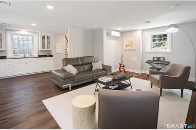 327 Jelliff Mill Road, New Canaan, CT 06840 - Photo 15