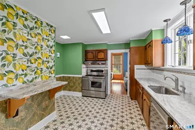 55 Hart Street, Wethersfield, CT 06109 - Photo 9