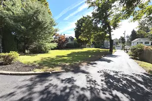 33 Chestnut Grove Rd, Watertown, CT 06795 - Photo 33