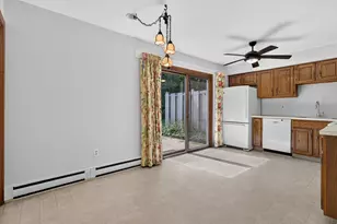 42 Founders Village, Clinton, CT 06413 - Photo 13