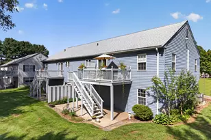 42 Founders Village, Clinton, CT 06413 - Photo 5