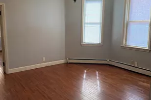 123 Putnam St, Hartford, CT 06106 - Photo 1