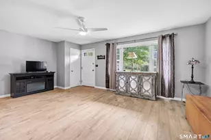 59 Springwood Dr, Trumbull, CT 06611 - Photo 5