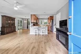 59 Springwood Dr, Trumbull, CT 06611 - Photo 3