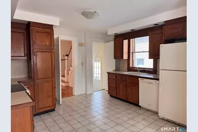 70 Central Avenue, Hamden, CT 06517 - Photo 9