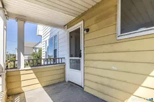 74 Harbor Ave, Bridgeport, CT 06605 - Photo 17