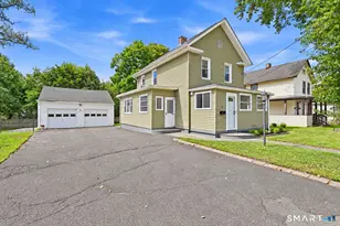 25 Maple Ave, Wallingford, CT 06492 - Photo 3