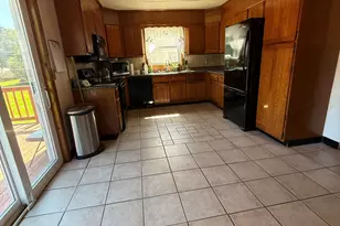 78 Country Club Dr, Windsor, CT 06095 - Photo 5
