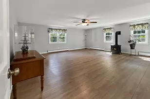 27 Lakes Pond Rd, Waterford, CT 06385 - Photo 23