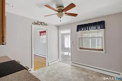 709 Bunker Hill Avenue, Waterbury, CT 06708 - Photo 17