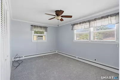 709 Bunker Hill Avenue, Waterbury, CT 06708 - Photo 23