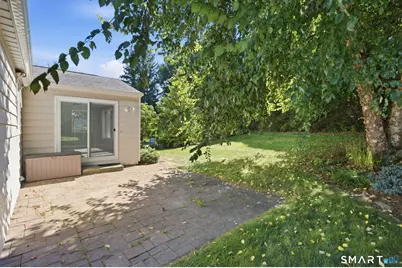 709 Bunker Hill Avenue, Waterbury, CT 06708 - Photo 7