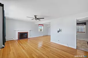709 Bunker Hill Ave, Waterbury, CT 06708 - Photo 9