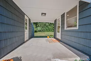 4 Woodcliff Dr, Granby, CT 06035 - Photo 5
