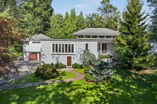 480 Riders Ln, Fairfield, CT 06824 - Photo 1