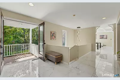 480 Riders Lane, Fairfield, CT 06824 - Photo 3