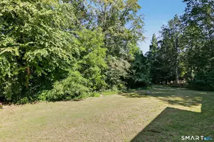 480 Riders Ln, Fairfield, CT 06824 - Photo 29