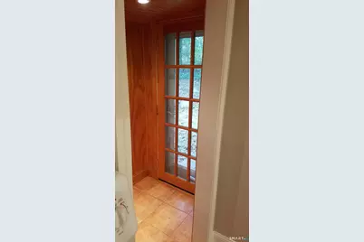 5 Hill Street, Branford, CT 06405 - Photo 3