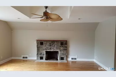 5 Hill Street, Branford, CT 06405 - Photo 9